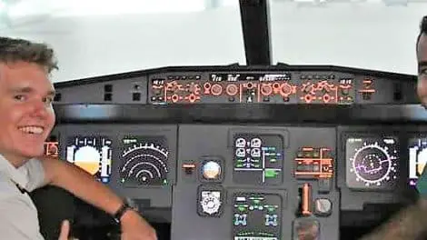 Flight-simulator