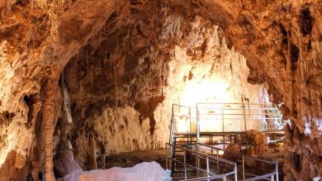 Jenolan Caves