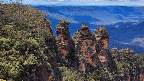 Three Sisters